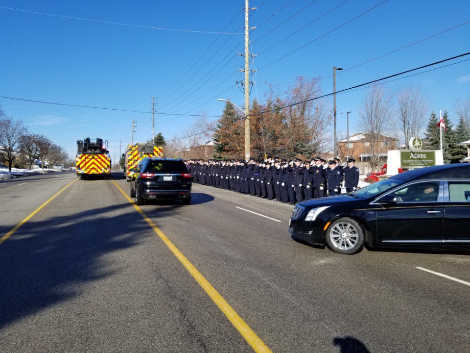 Barrie Firefighters tweet media