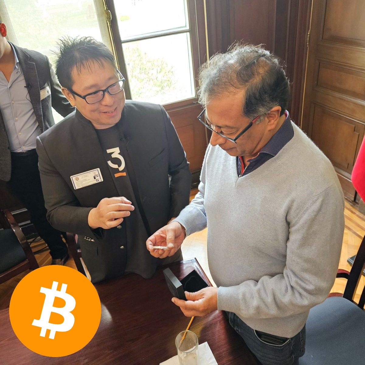 JUST IN: 🇨🇴 The President of Colombia is now an official #Bitcoin HODLer 🙌