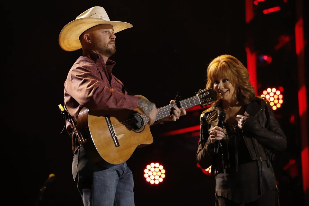 Fancyreba1's tweet photo. @reba at @TheGarden 
@reba @codyjohnson at @CountryMusic CMAFest 
@AshleyMcBryde #TheDevilIKnowTour https://t.co/OYT8HZu3my