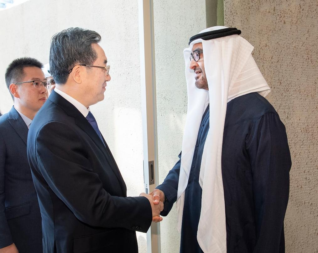 Cao_Li_CHN's tweet photo. Chinese Vice Premier Ding Xuexiang, also a member of the Standing Committee of the Political Bureau of CPC Communist Party of China Central Committee, met with President of the United Arab Emirates Sheikh Mohamed bin Zayed Al Nahyan in Dubai Nov. 30. #worldcl https://t.co/lqsK5o5Imj