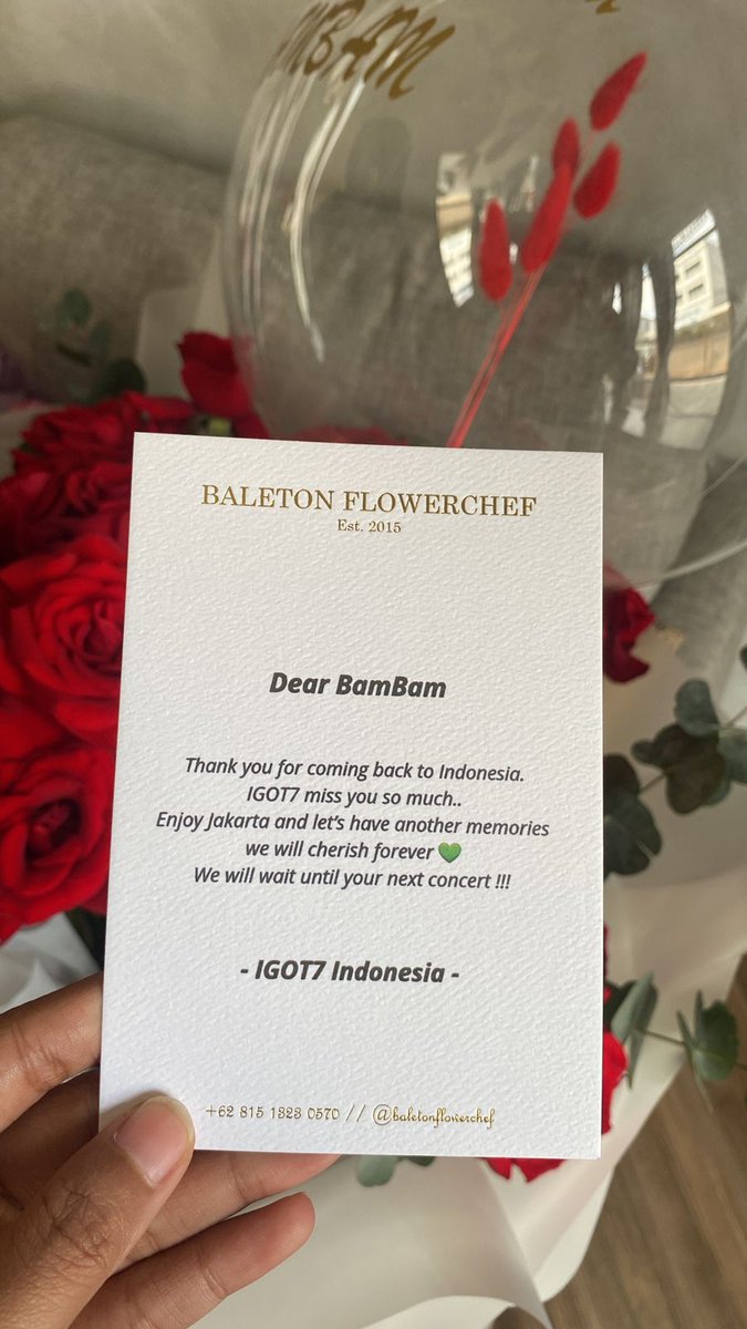 GOT7_IIU's tweet photo. IGOT7 Indonesia welcomed BamBam with a bouquet of roses for Spotify Wrapped 2023 Indonesia💚

#SpotifyWrappedXBamBam #SpotifyWrapped2023 #BamBaminIndonesia #BamBamJakarta @BamBam1A @GOT7 https://t.co/c3YWAs6TmX