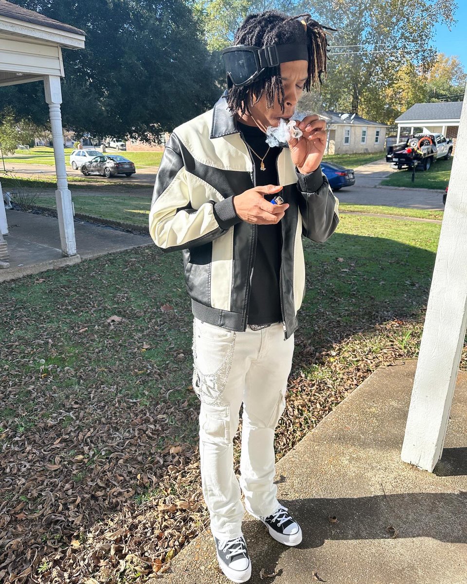 Pakheadd's tweet image. No pussy in me but they kno how I’m kummin♠️