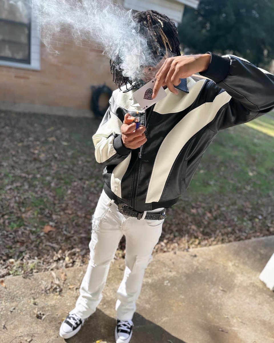 Pakheadd's tweet image. No pussy in me but they kno how I’m kummin♠️