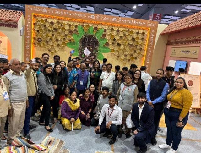 OditaTrust's tweet photo. Each year, the #GIPavilion at IITF gets bigger & better with great representation of #GIsofIndia 🇮🇳
Thank you @DPIITGoI for giving opportunity to our artists, artisans, farmers & producer groups 🙏🏽
Heartiest Congrats to the entire team who facilitated & made this possible🙏🏽 https://t.co/xseIP2sc1z