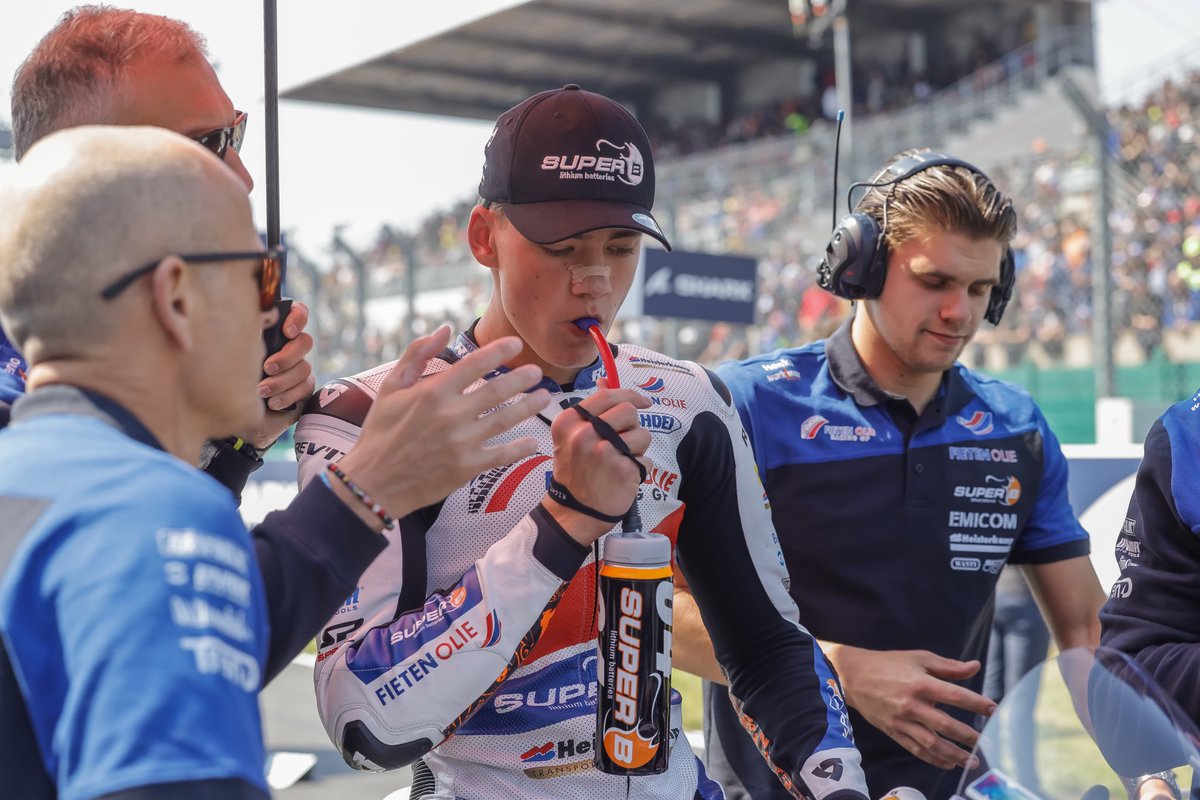 GoKoBra's tweet image. Gefeliciteerd #Zonta84 “18”🥳🥳🥳 #trots#proud