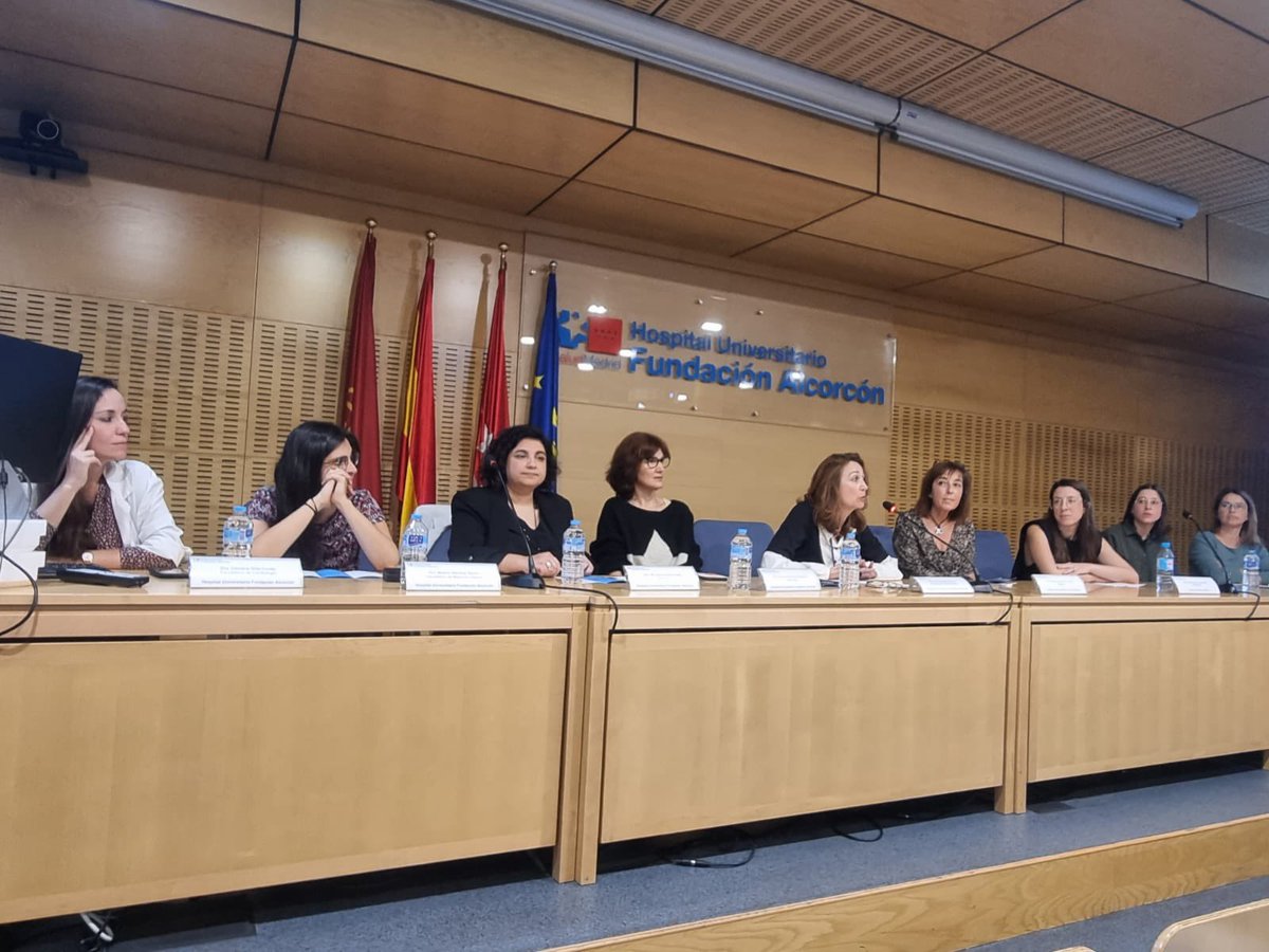 Charrachaparra's tweet photo. Gran trabajo en equipo multidisciplinar ayer en HUFA. PRIMERAS JORNADAS IC PARA ENFERMERÍA DE AP. Gracias!. @Carol_O_C @BeaSSauce @rc_merche @sandraduquelop1 @R_Campuzano_R @PilarDelSan @Arantxadue @AEEC_enfcardio @UMIPIC https://t.co/U0fEcaIxB2
