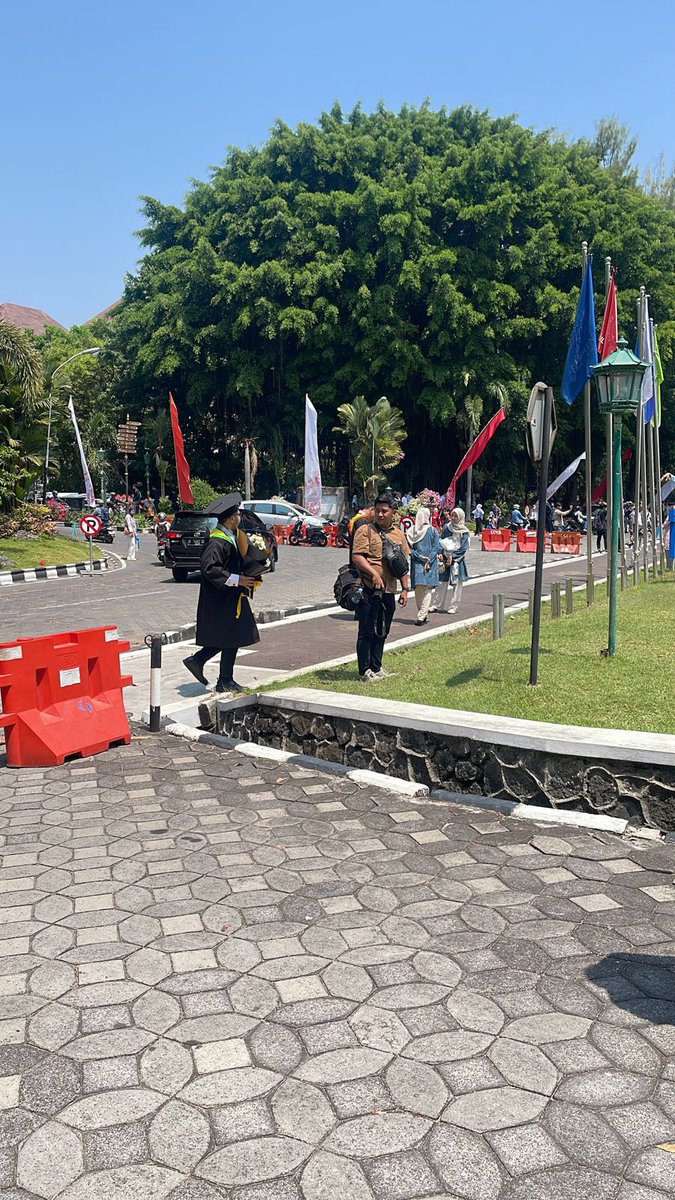aku1doang's tweet photo. Uns ada yg mau di emut?? #gaysurakarta #gaysukoharjo #gaykaranganyar #gayuns #gayboyolali #gayklaten #gaysragen DM skuyy https://t.co/VDqiU12Haz