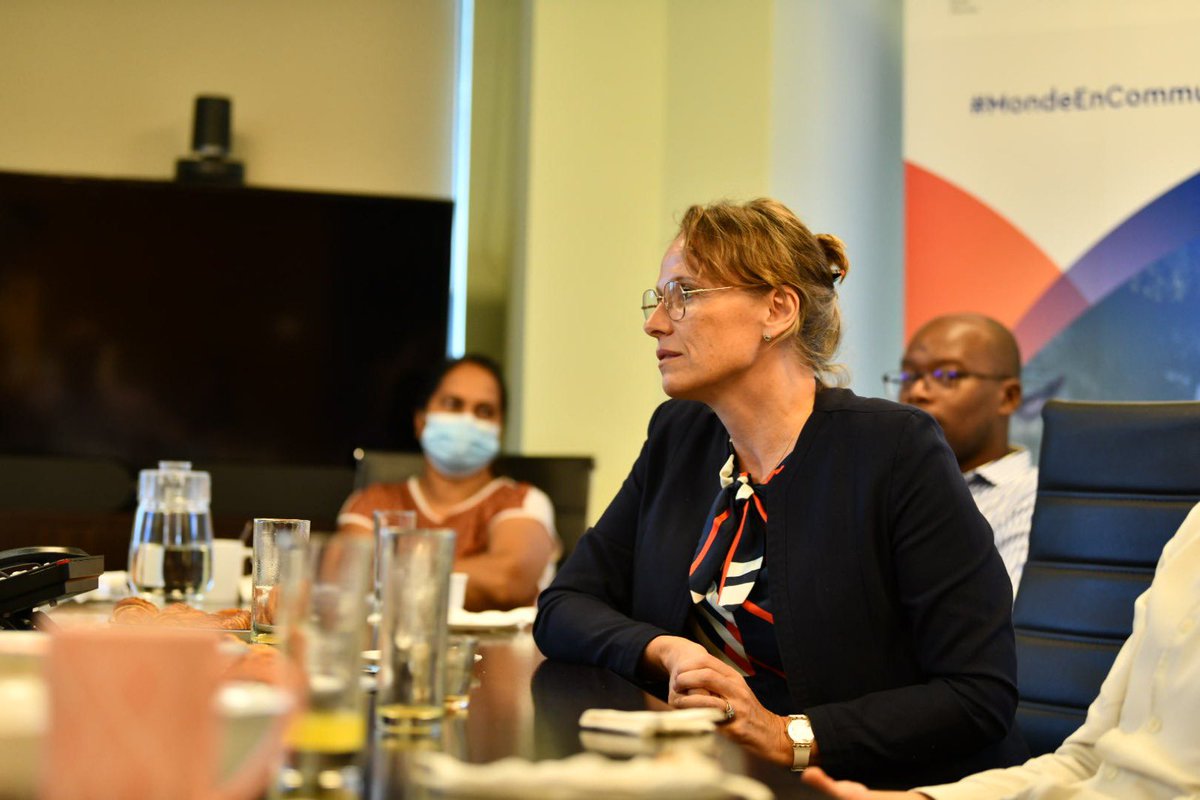 Laetitia Habchi (@laetitiahabchi) on Twitter photo 🙏🇲🇺Rencontre aujourd'hui entre nos équipes <a href="/AFD_France/">Agence Française de #Développement (AFD) 🇫🇷 🇪🇺</a> de #Maurice, <a href="/CTrottmann/">Charles Trottmann</a> et <a href="/patricia_aubras/">Patricia Aubras</a>. Au programme : partage, échanges et dialogue autour de notre action dans le pays, en faveur d'un développement durable, au bénéfice des mauriciens. #MondeEnCommun 🙏🇲🇺Rencontre aujourd'hui entre nos équipes <a href="/AFD_France/">Agence Française de #Développement (AFD) 🇫🇷 🇪🇺</a> de #Maurice, <a href="/CTrottmann/">Charles Trottmann</a> et <a href="/patricia_aubras/">Patricia Aubras</a>. Au programme : partage, échanges et dialogue autour de notre action dans le pays, en faveur d'un développement durable, au bénéfice des mauriciens. #MondeEnCommun