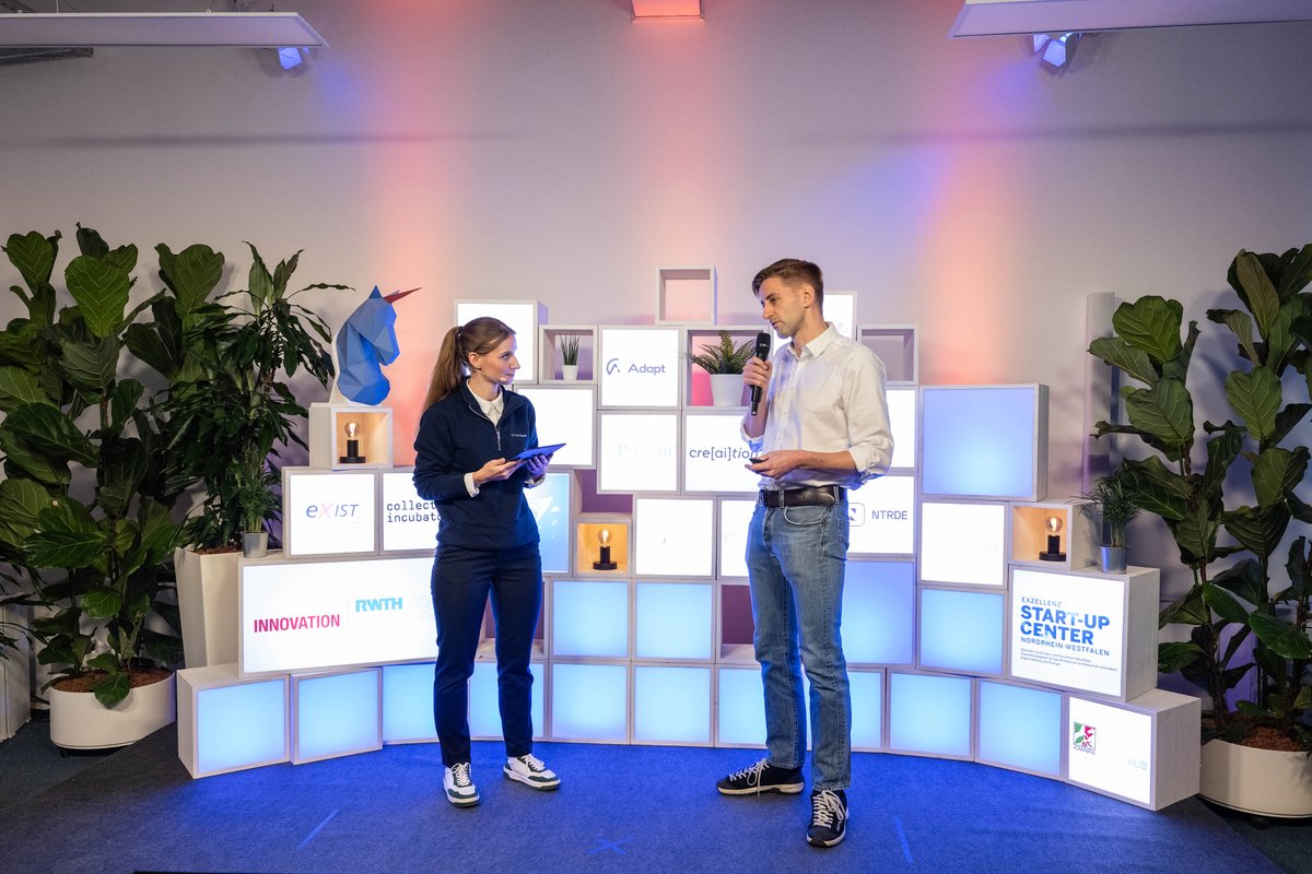 RWTHInnovation's tweet photo. It's a wrap for the #FallBatch2023 of our #RWTHIncubationProgram | Earlier this week, we had the pleasure to see all start-ups on stage for our #RWTHDemoDay. Congrats to all teams &amp; all the best for the future!
Apply for our #SpringBatch2024: https://t.co/CmdoqAxoDX
#ESCNRW @RWTH https://t.co/KuI19Defb3