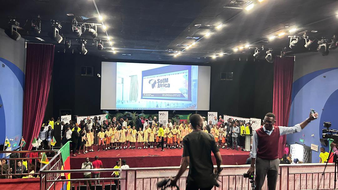 Today is day two of State of The Map Africa 2023 Conference. Yesterday’s sessions were amazing. You can watch yesterday’s sessions including the #amazing grand opening session and follow the live sessions for today on YouTube youtube.com/live/-R1039K23…
#sotmafrica2023