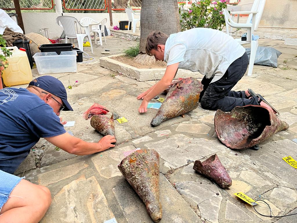 MaritimeArchaeologicalResearchLaboratory - MARELab tweet media