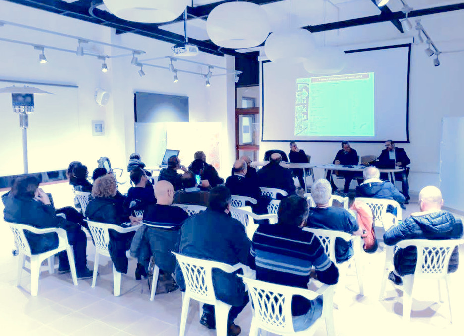 GALBarbagia's tweet photo. Nell’augurarvi un buon fine settimana di dicembre, vi ricordiamo che siete invitati all’incontro di presentazione del nuovo Piano d’Azione del #GalBarbagia a #Orotelli Zona Industriale PIP Mussinzua, 4/12 ore 17. Nel caso non possiate, link zoom: https://t.co/rVNdLHpAtJ #Barbagia https://t.co/rhlyVJDL44