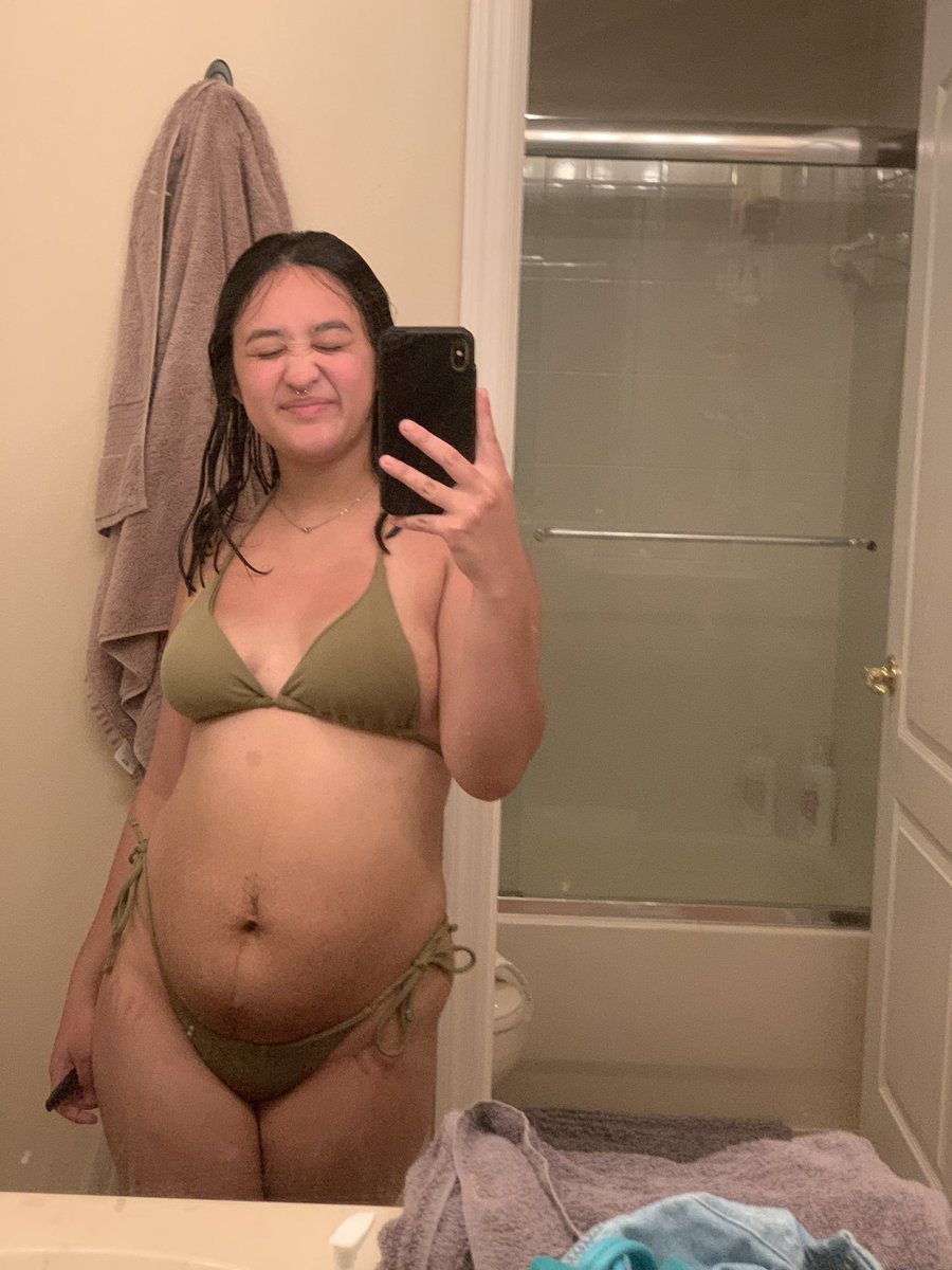 milfdonn's tweet photo. milf bod yuck https://t.co/m9CvWcOBEB