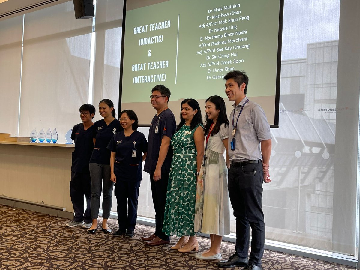 reshmaamerchant's tweet photo. Geriatricians continue to be great teachers at our academic institution. 3 geriatricians received the great teacher (didactic and interactive) award. ⁦@matthewchen___⁩ ⁦@NUSMedicine⁩ https://t.co/0Bh1GlY8uo