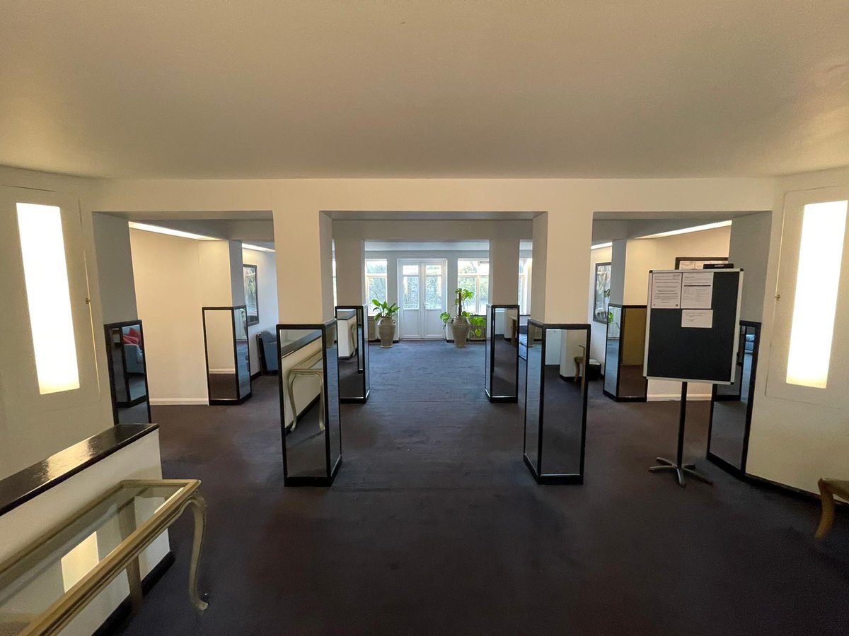 Future_Grp's tweet image. 🌟Revitalised communal spaces in a Twickenham residential block by replacing non-functional LED strips with new, energy-efficient ones.

Our engineers also ensured a spotless finish with thorough cleaning. Going above and beyond for excellence! 💡

🏡 #LEDReplacement #Maintenance