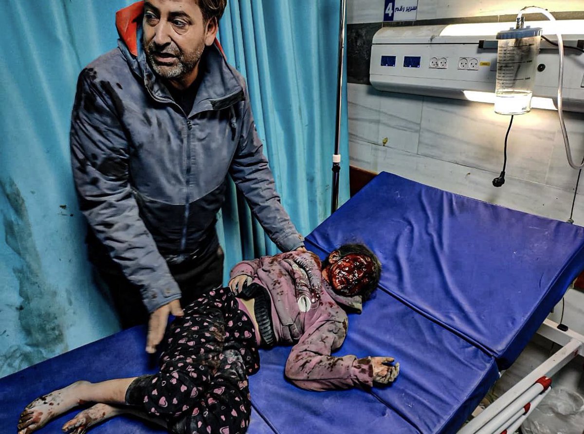 عادت الحرب على غزة
عاد قتل المدنيين والأطفال والنساء !
وعاد معه الخذلان