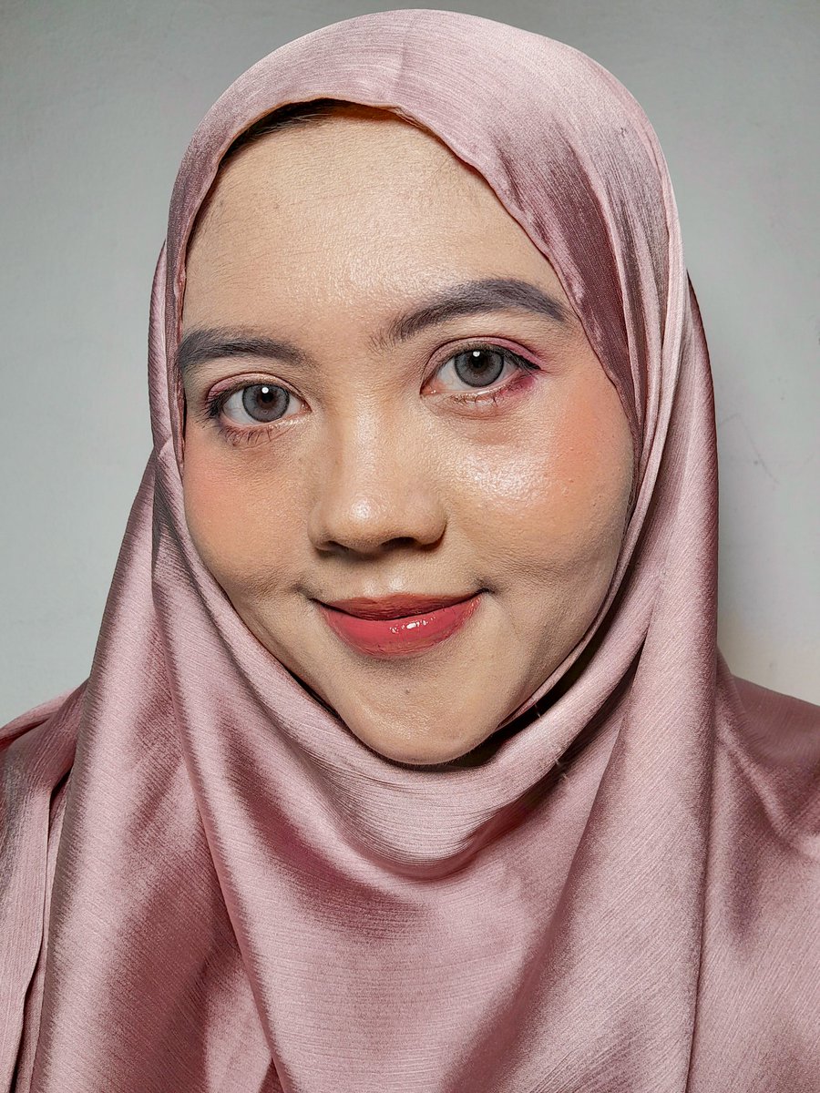 skincherrys's tweet photo. Produk Makeup Favorit 2023 ♡

karna udah akhir tahun, aku mau merangkum produk-produk makeup buat pemula yg sering kupakai https://t.co/VzC482Dcbj
