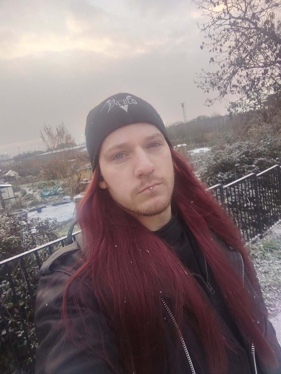Tiny bit of snow so obviously it's selfie time