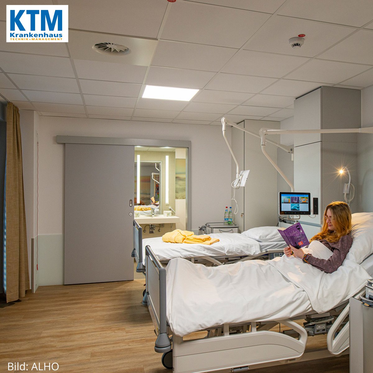 ktm_journal's tweet photo. KTM 11/23: Trotz hoher statischer und technischer Anforderungen konnte das St. Katharinen-Hospital in Frechen in nur einem Jahr um zwei Geschosse aufgestockt werden. 
#modulbauweise #krankenhausbau #architektur #planung #pflegestation #stkatharinenhospital #frechen @alhomarketing https://t.co/05SWinF6fm