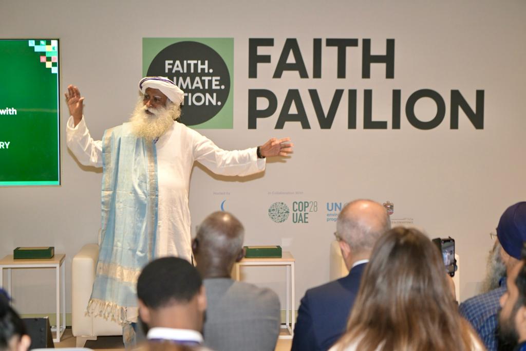 SadhguruJV's tweet photo. At a time when faith leaders are accused of dividing the world in the name of faith, itβs time faith leaders use their influence to inspire people to #SaveSoil. Soil is the ultimate unifier because it unifies us beyond all divisions we have unconsciously created. βSg
@COP28_UAE @cpsavesoil @UNEPFaith4Earth @faithpavilion
#COP28