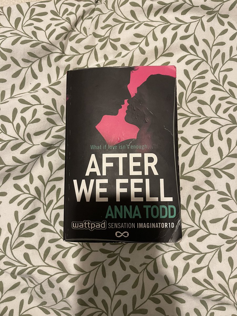Emnievexx's tweet photo. @annatodd’s #AfterWeFell

⭐️⭐️/5 https://t.co/Dr7mBRyAih