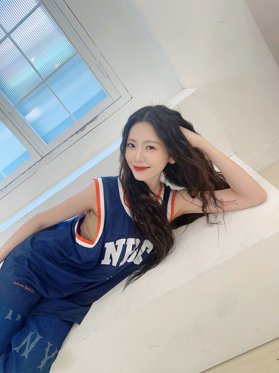 hf_dreamcatcher's tweet photo. [🎁] 꿈둥이 사진 보고 가세요❤ 

PURE BASKET 1,2화 비하인드 공개❣

앞으로도 많이 기대해 주세요🏀🎮

1화 🔗 https://t.co/WSYGzZ3xx0
2화 🔗 https://t.co/dDwGAK3Qis

#드림캐쳐 #Dreamcatcher
#지유 #수아 #가현
#맨노블레스 #퓨어바스켓 #NBA2k24 #농구
@MenNoblesse https://t.co/GMtKBIKKLx