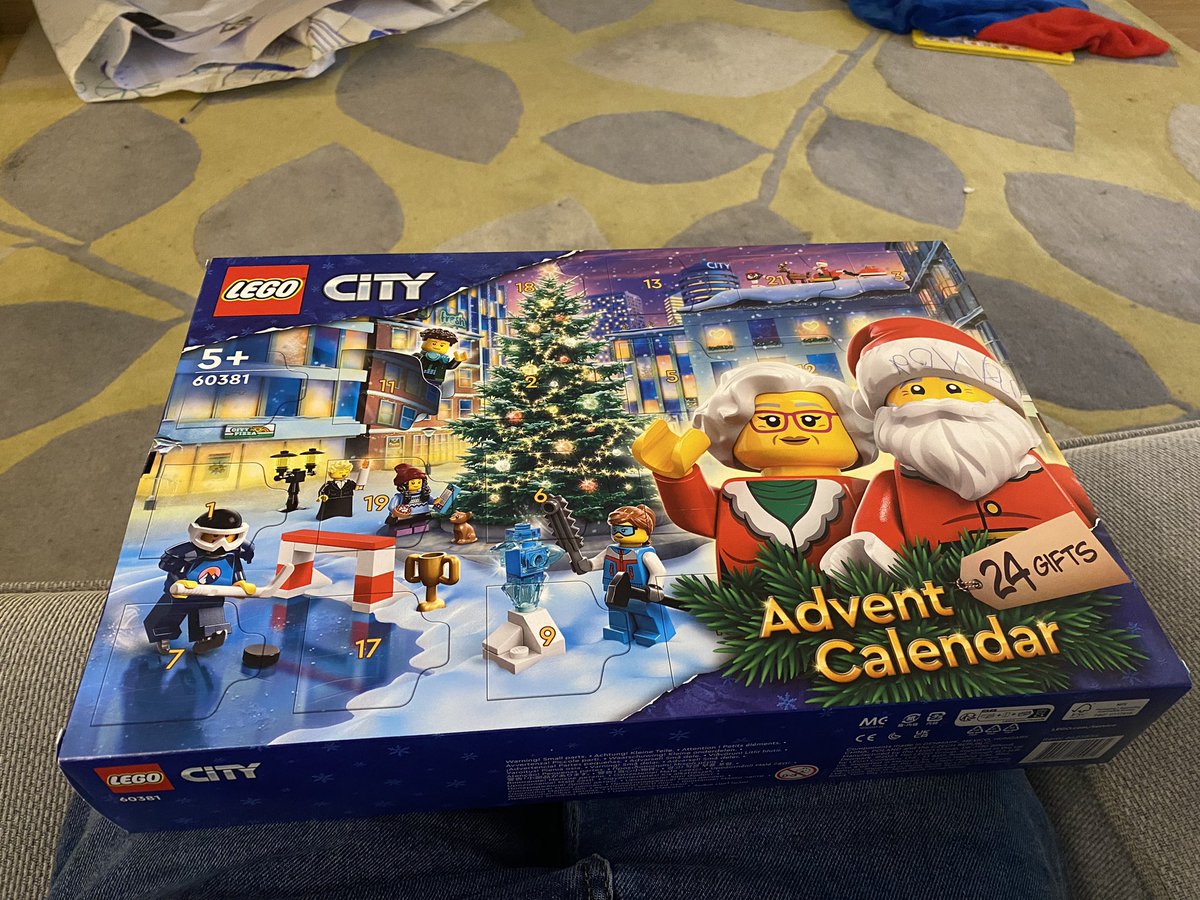 hrvaughan's tweet photo. Incredibly disappointed children this morning thanks to the @LEGO_Group advent calendar. Box is misprinted, so the doors are printed on the non cut side (which itself is barely cut through).  2 advent calendars with the same issue. Rubbish. https://t.co/csxeDhG4p1