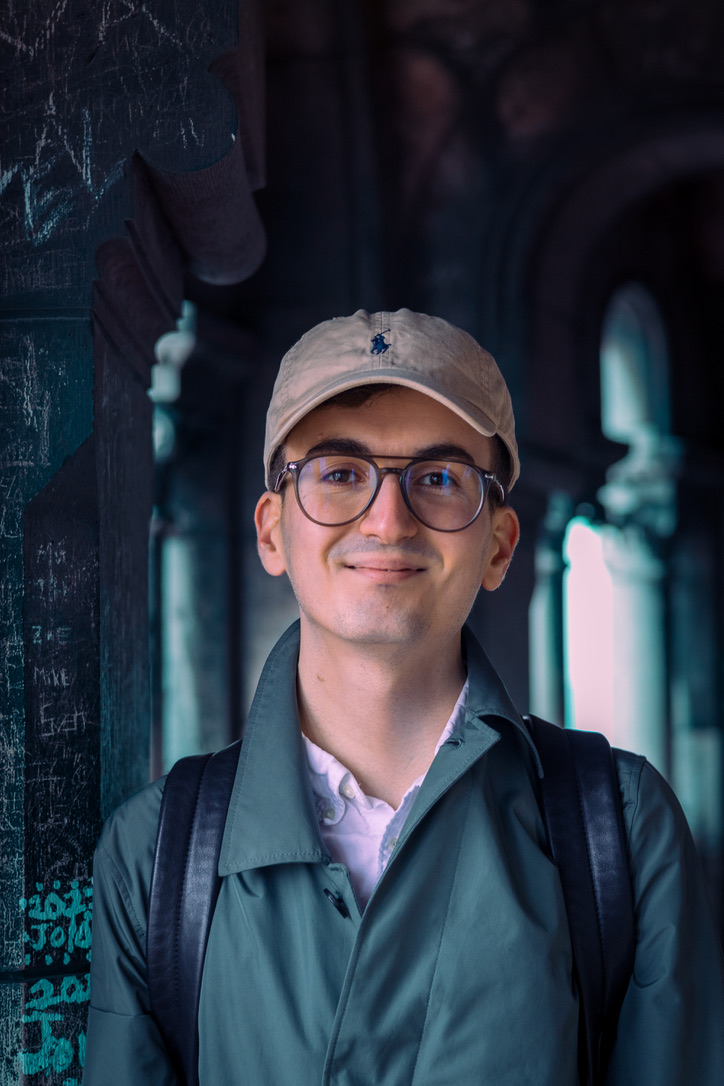 OUT NOW! 🎁 

locus iste is now available at <a href="/stainerandbell/">Stainer & Bell</a> 💎 

choral music suitable for youth choirs exploring the amazing experience of singing together, turning a space into a “place” 🎶