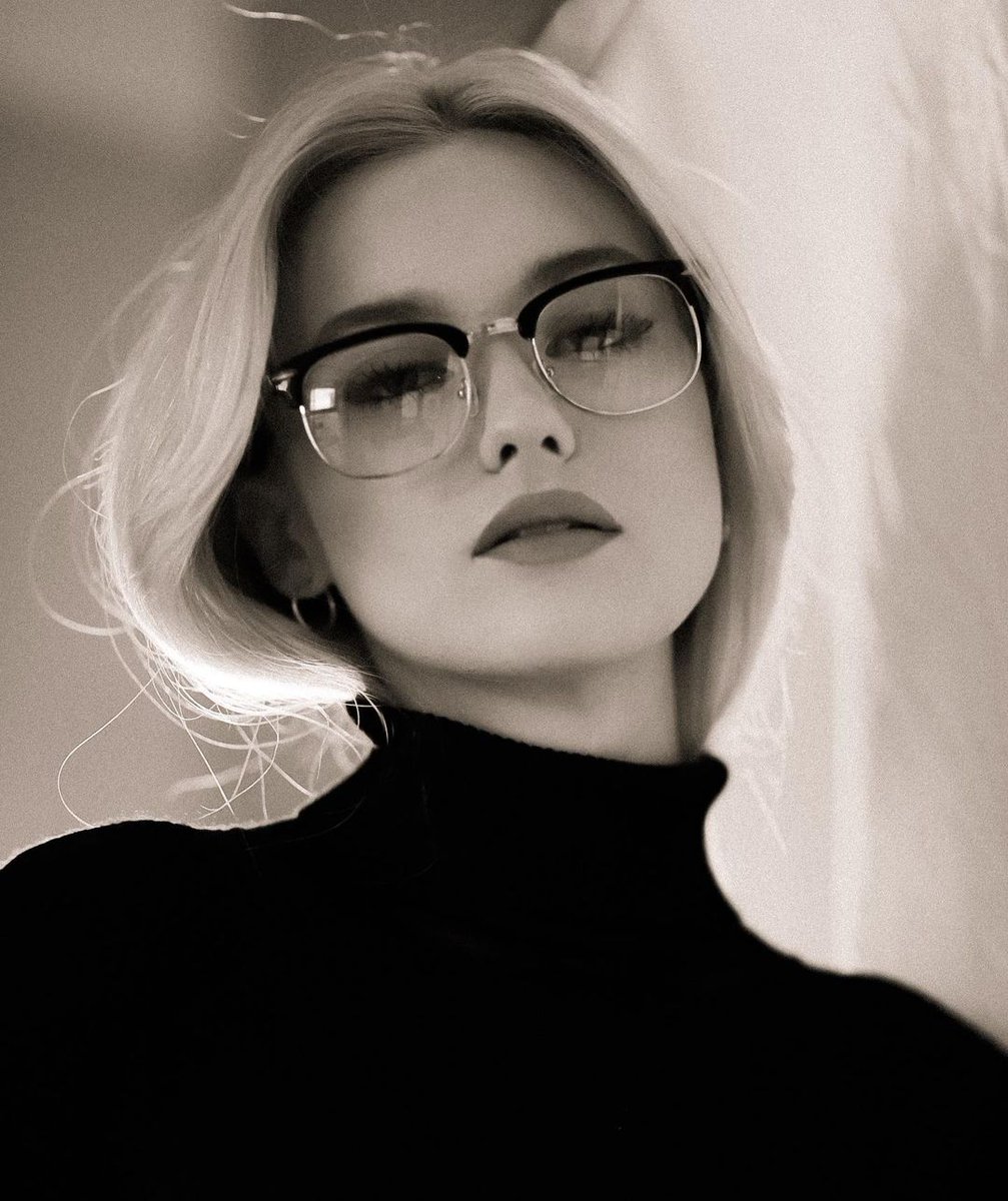 Chloe Rose Robertson Brasil tweet media