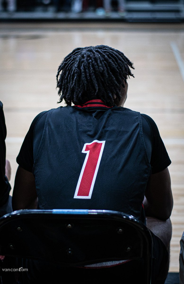 MinorHoops23's tweet photo. Great team win tonight at The Real Texas Hoopfest over Frisco Reedy 🙌  Not a bad night for JuJu (C/O 2027) AKA Uno... 37 points tonight 🔥👣🏁🚀 
#NGHS #LetsGoRaiders #EnjoyTheJourney #TheBestIsYetYoCome 🤞 https://t.co/Wspi40JOav