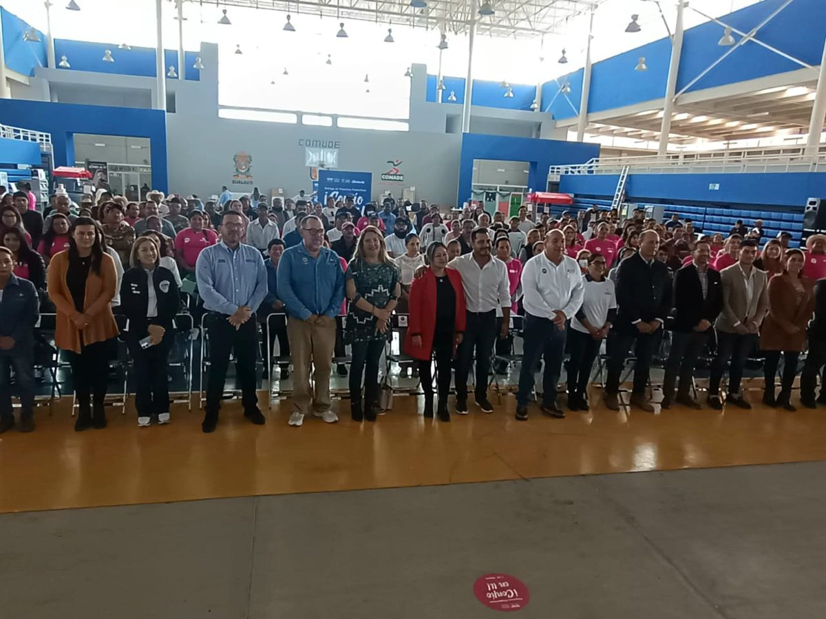 MEsthermt's tweet photo. El día de hoy asistí en el municipio de Tarimoro a la entrega de proyectos productivos del programa "Mi Negocio Confío En Tí" de la Secretaria de Desarrollo Económico Sustentable de Guanajuato. ✌️😁 #GrandezaDeMéxico #TúDiputadaSíRegresa #Distrito14GTO #GobiernoMunicipalTarimoro https://t.co/siHcJUguBJ
