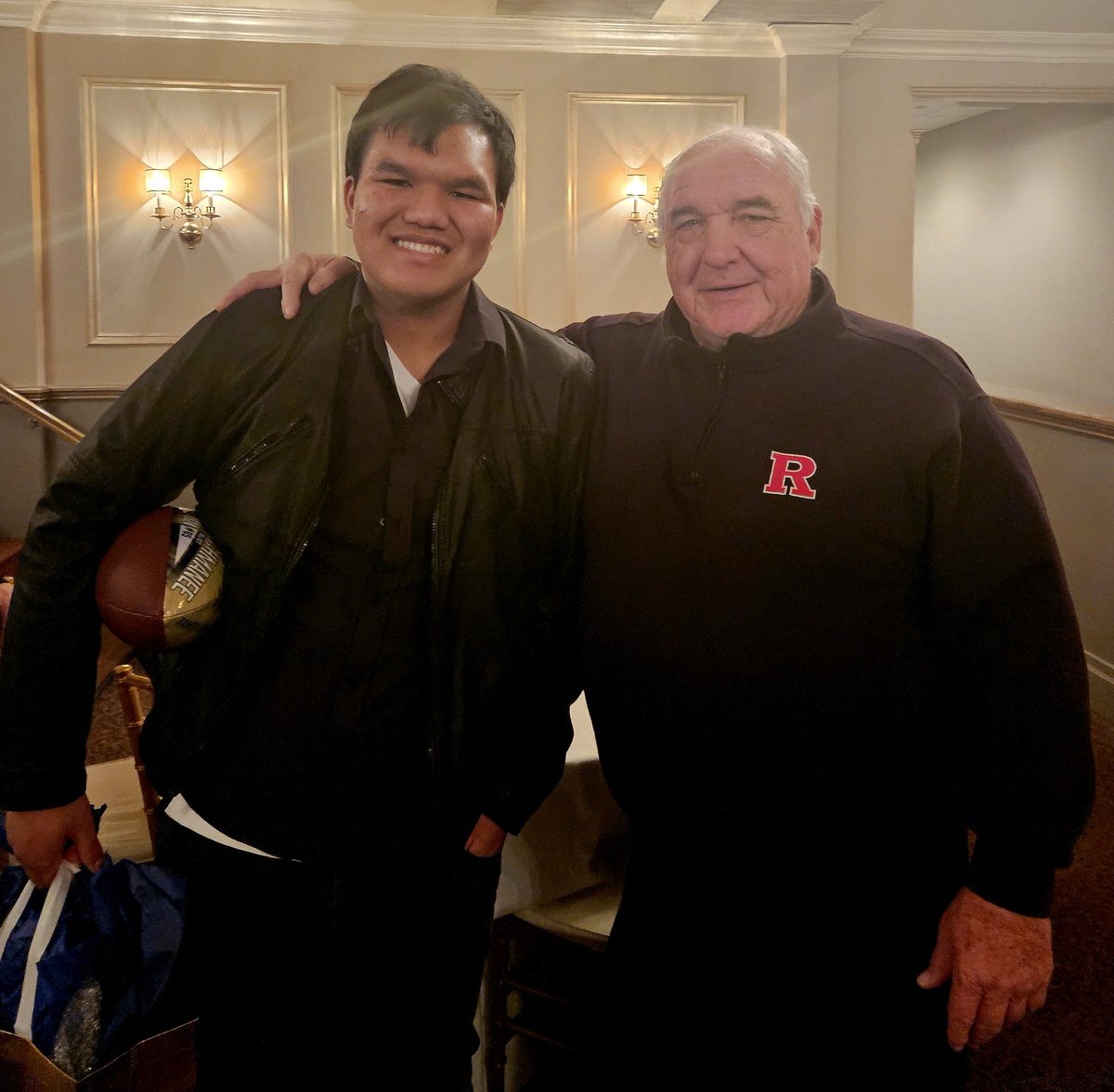 CoachSipe tweet media