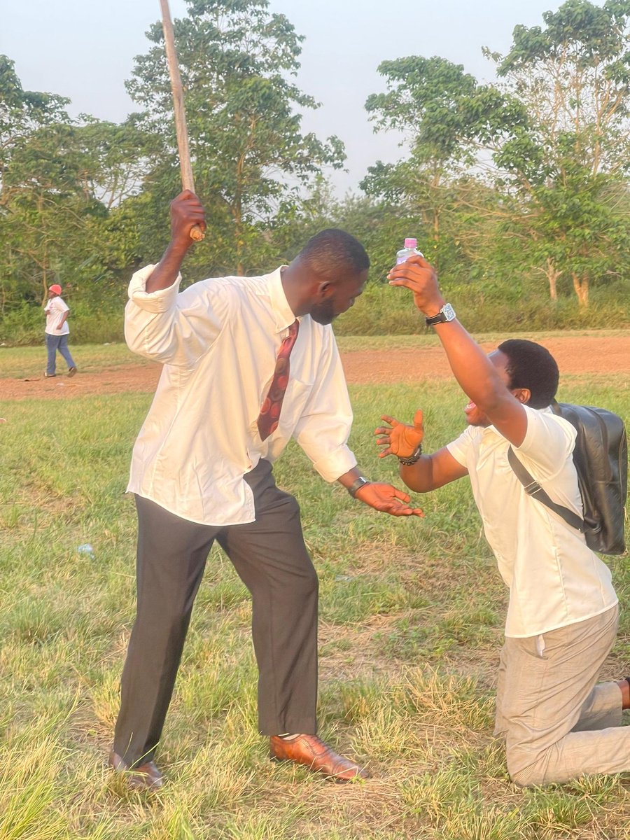 Ijiyemi_99's tweet image. Grateful for for God's Faithfulness
Fyb week
Back to school😂
#InvictaClass22week 
#InvictaClass22 
#invicta 
#brymo