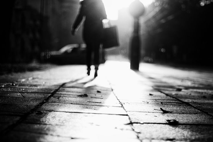 literlandweb1's tweet image. "Requiere más coraje la alegría que la pena. A la pena, al fin y al cabo, estamos acostumbrados". 
Eduardo Galeano
📷Erik Witsoe