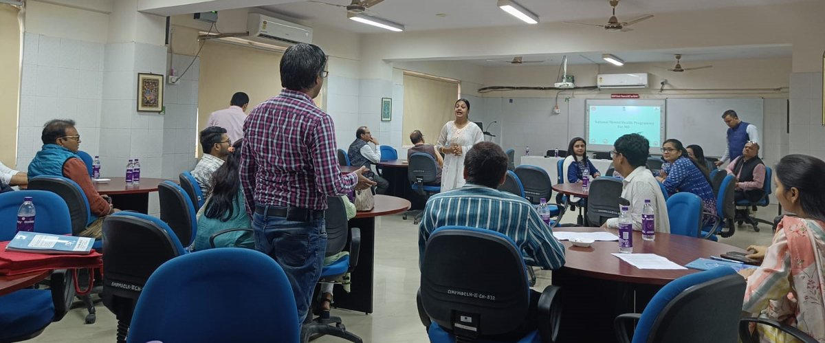 Mutual learning continues! Day four of the #ToT on expanded package of services to be provided @AyushmanHWCs #Bihar 🧑‍🏫@AyushmanHWCs <a href="/MoHFW_INDIA/">Ministry of Health</a> <a href="/BiharHealthDept/">Bihar Health Dept</a> <a href="/SHSBihar/">State Health Society Bihar</a> <a href="/AjayShahiDr/">Dr. Ajay Kumar Shahi</a> <a href="/BMGFIndia/">Gates Foundation India</a> <a href="/DrAkashMalik/">Akash Malik</a> <a href="/DevenKhandait/">Devendra Khandait</a> <a href="/Somesh_KumR/">Somesh Kumar</a> <a href="/NHSRCINDIA/">National Health Systems Resource Centre</a>