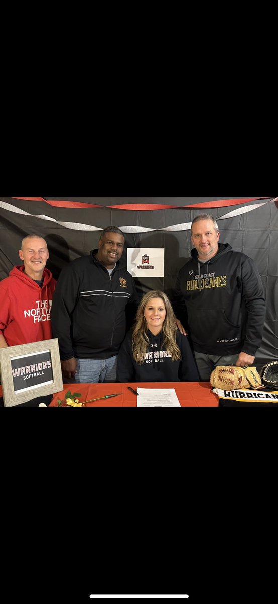 kinsleyproepper's tweet photo. It’s official! I can’t wait for the next 4. All Glory to God. Go Warriors!❤️🖤 https://t.co/j2pryPfmIz