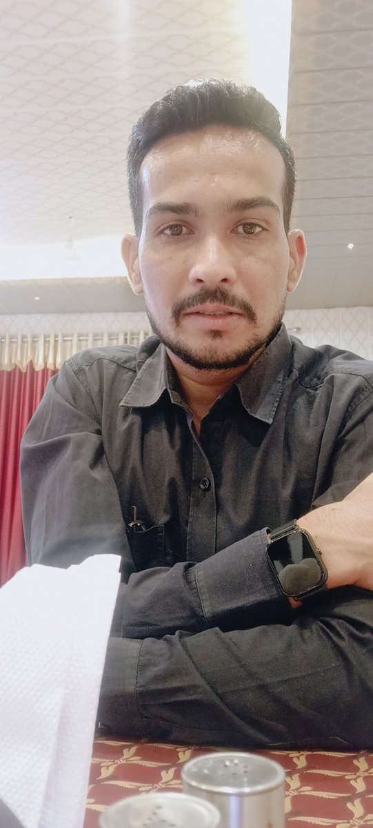 OnlyPremX_vt7's tweet photo. दोस्तों की दुआओं ☺️ में जो बसता है, वो #प्रेम हूं मैं ☺️☺️☺️
🥀 राधे राधे 💞
#smart_boy https://t.co/LvAy2Bqwat