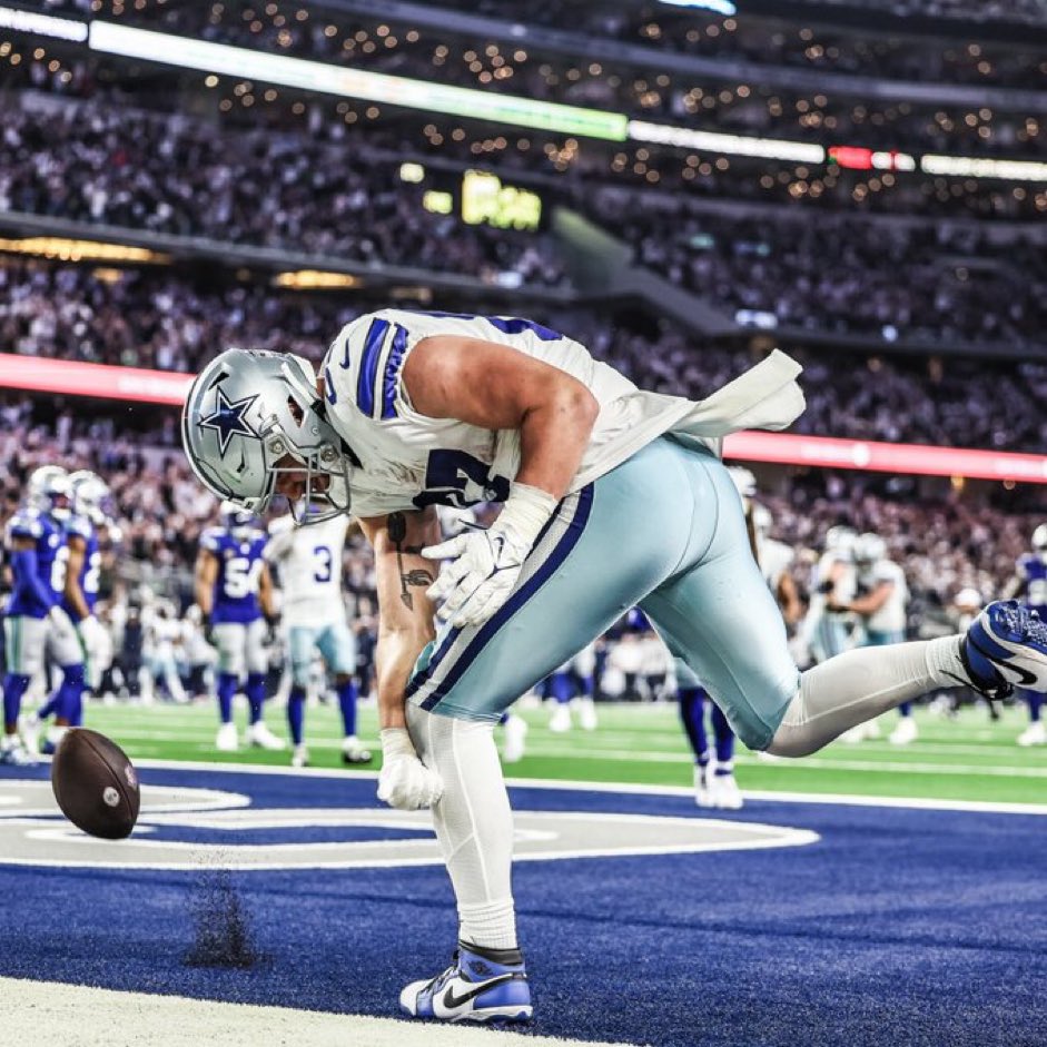 That’s game! #Cowboys WIN‼️ 

Final 41-35 #Dallas