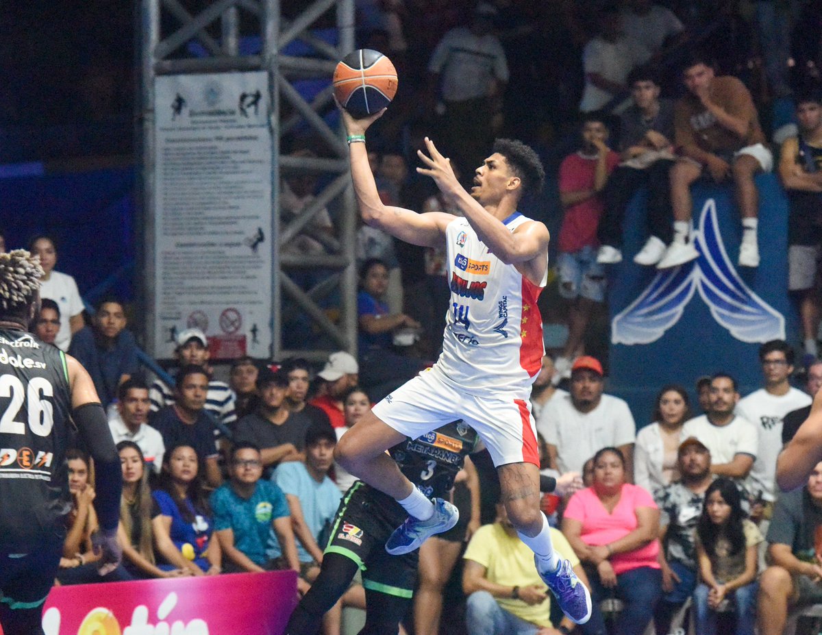 LMB_ELSALVADOR's tweet photo. Brujos no se dejó vencer en su casa y empareja la serie 1 - 1 al derrotar a Metapán BC, en la Gran Final del Torneo Clausura 2023 de la Copa Tigo Sports.
Brujos de Izalco 7️⃣6️⃣🆚7️⃣1️⃣ Metapán BC
#CorreXnuestrasVenas
#LigaMayordeBaloncesto
#FinalLMB https://t.co/MYHxW3zb8p