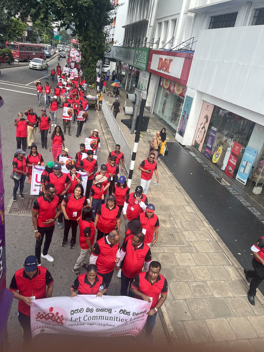 FPA_SriLanka's tweet photo. We are at the AIDS Day Walk together with communities and partners to commemorate World AIDS Day 2023. https://t.co/ygMKHkHzNq