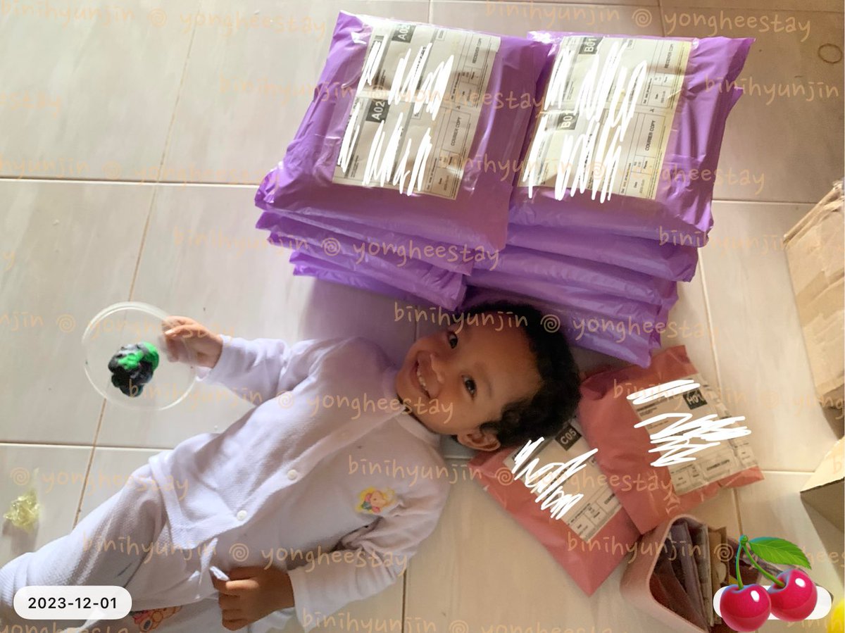 yongheestay's tweet image. #yongheeposto 📮

— skz rock star (star ver.) from muplant, aladin &amp;amp; yes24
— nacific r22
— yangdo
+ some other items

already picked up by courier but they haven’t scan it yet. check masterlist for your tracking number! (📌 tweet &amp;gt; click carrd link &amp;gt; click postage masterlist)