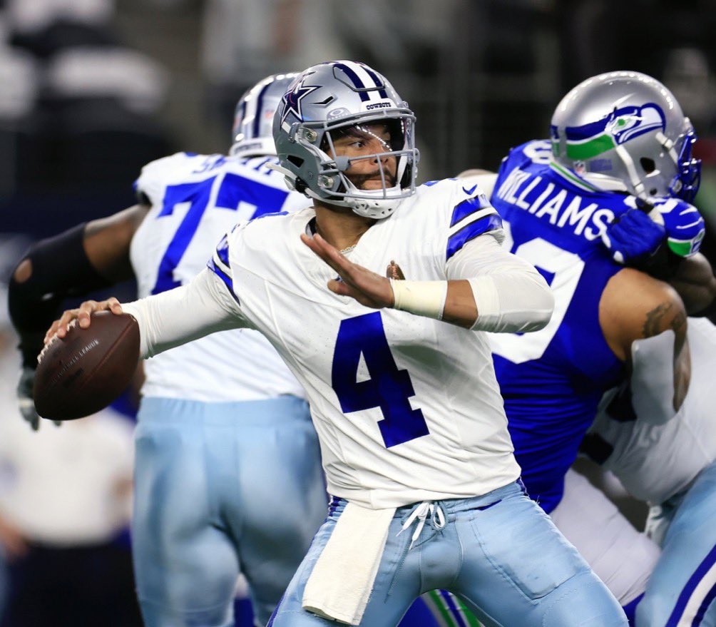 CharlieBNYC's tweet image. If there's a quarterback outperforming this guy, please let me know 🏈 #TopQB