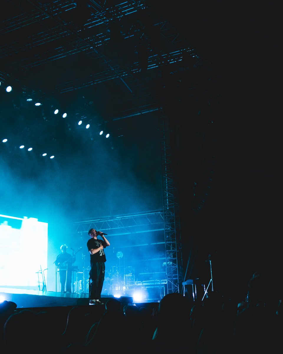 JacintaEmily4's tweet photo. @DermotKennedy in Wellington last night was a vibe! 
#dermotkennedy https://t.co/6SyDWhNiq1