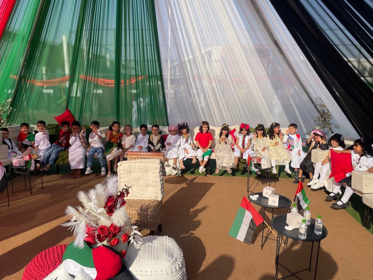iscs_nas's tweet photo. 52nd UAE National Day at ISCS 🇦🇪 🤩 https://t.co/eHa0oAgBKY
