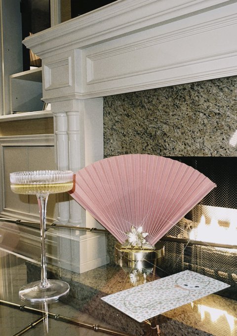 ✨🥂💫💛🪄👯&zwj;♀️ https://t.co/qBO6Pu5hYT