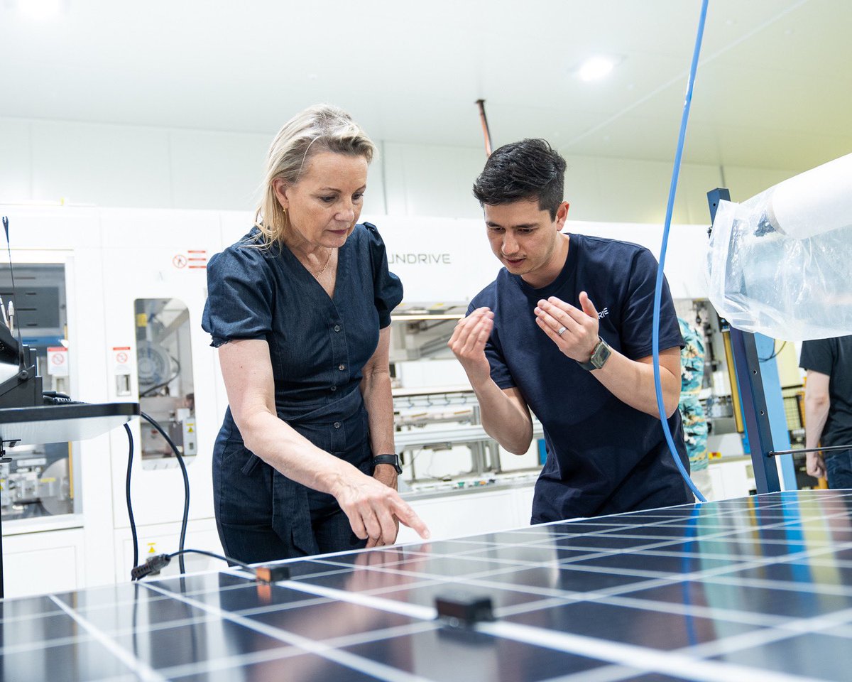 An Australian solar manufacturing industry would create jobs for the regions at an unprecedented scale. Talking to @sussanley today on the opportunity for jobs and skills creation throughout the solar supply chain and securing Australia's energy security.