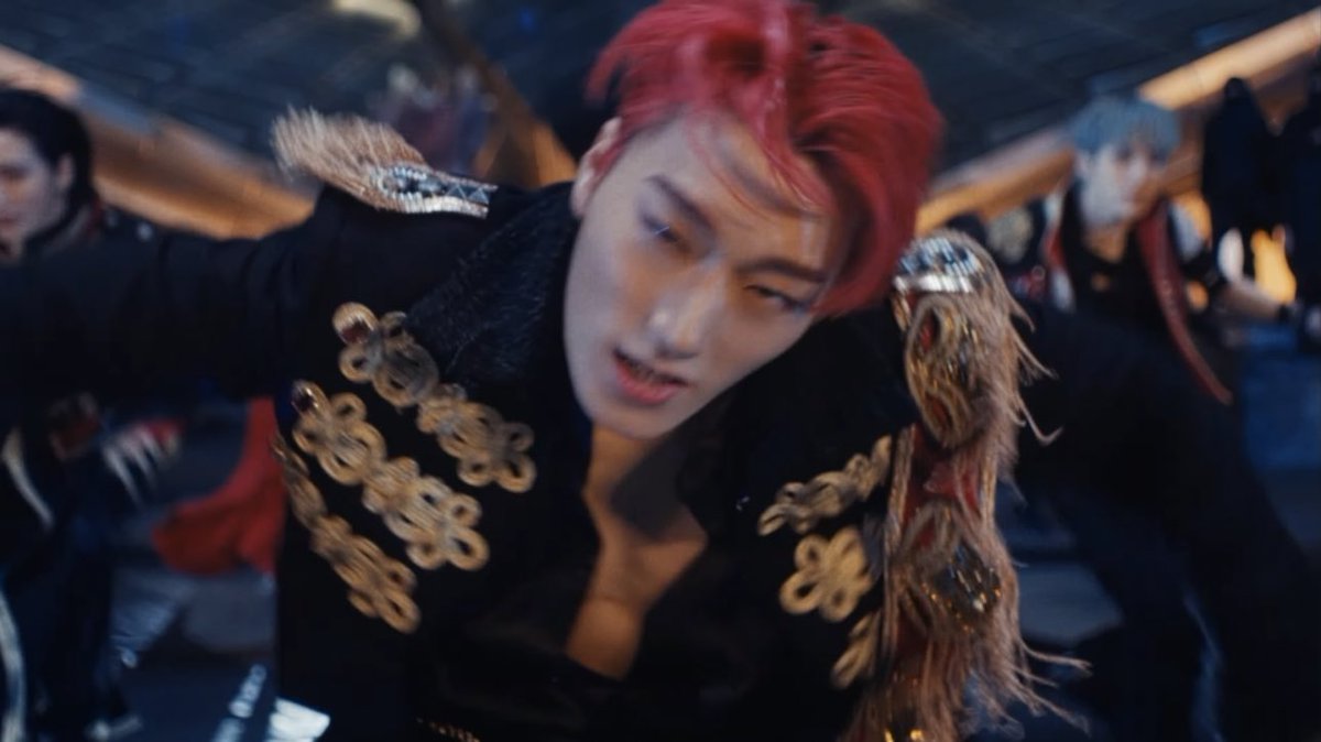 sankaissed's tweet photo. SAN STARTING THE SONG WITH HIS CHEST OUT https://t.co/gt4oOpz2va