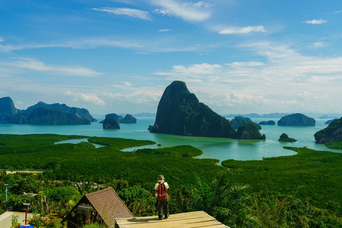 أجمل ما رأته عيني في هذا الصباح ⛰️ 🌊