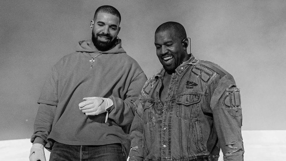 snay198's tweet photo. my top 2 artists in a photo https://t.co/hUJv4dwlTH