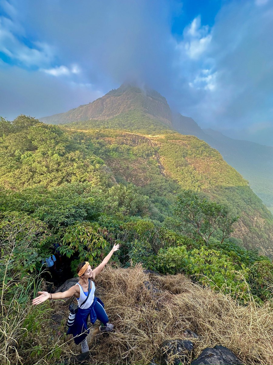 anishahbbc's tweet photo. What a beautiful experience hiking in the northern Western Ghats, a UNESCO protected mountain range for its unique biodiversity. Special peaceful surrounds and gorgeous views! 
#India #travel #hiking #adventure https://t.co/Ek7Ku9qBA4